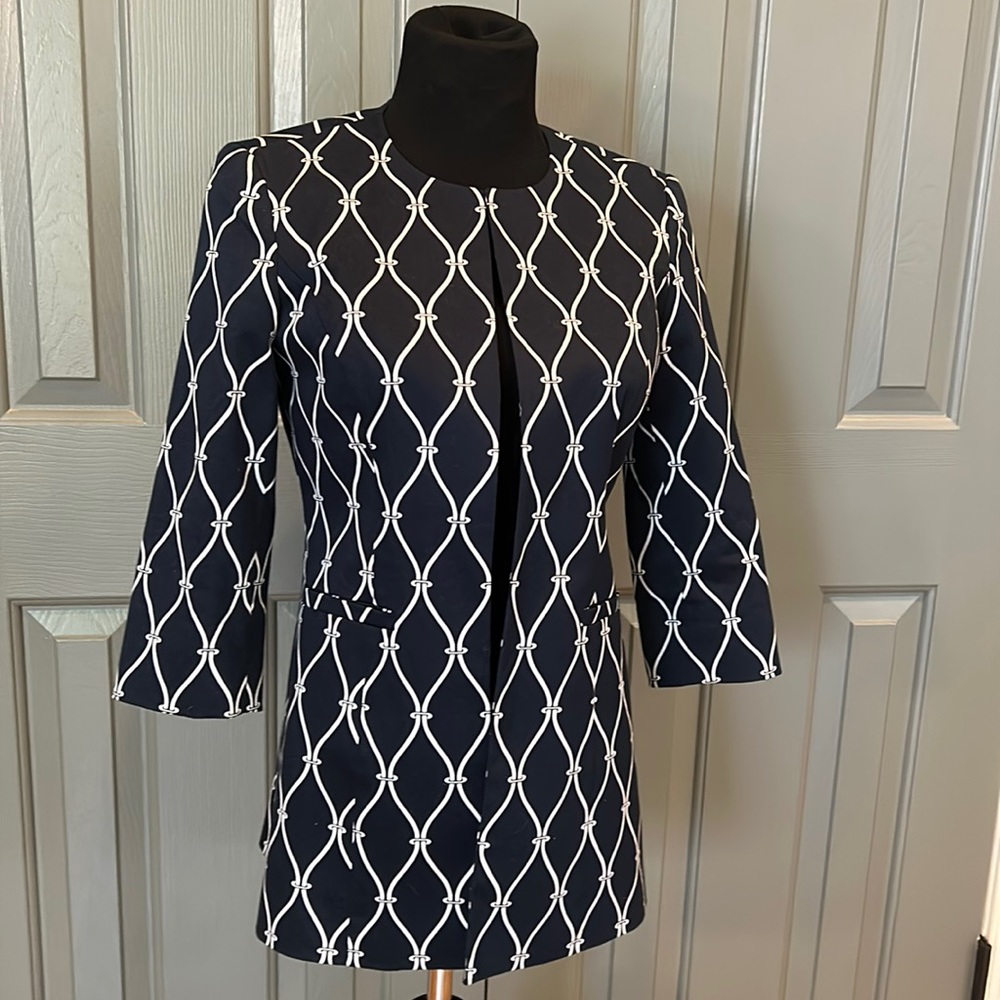 Talbots petites navy blazer, size 2.